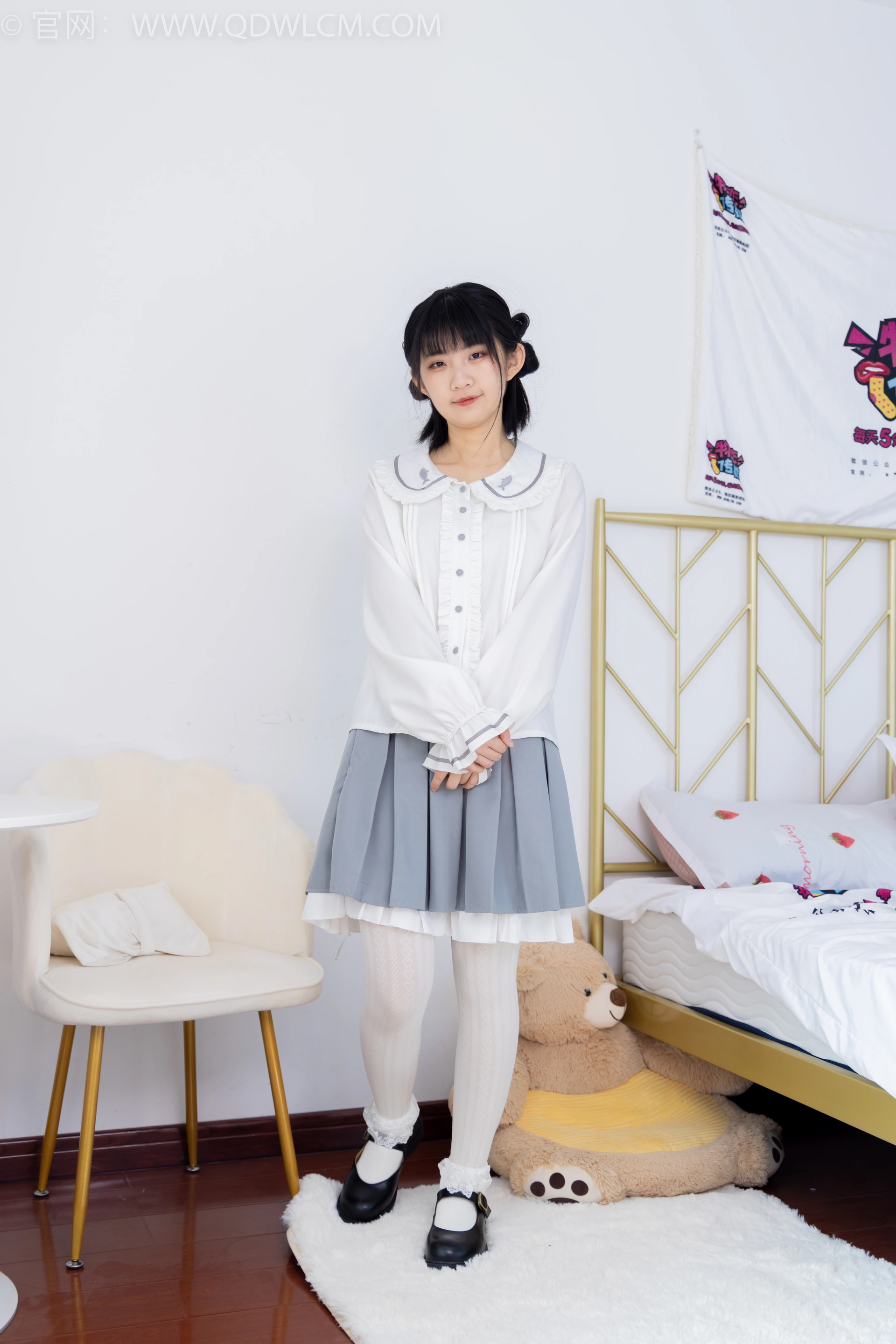 物恋传媒 NO.1528 暗月-夏日葡萄 2